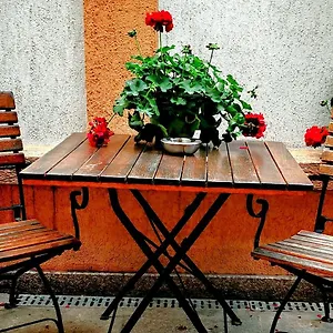 Pensión Bucur 9, Bucarest