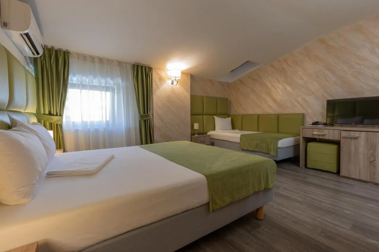 Hotel Corvaris 부쿠레슈티