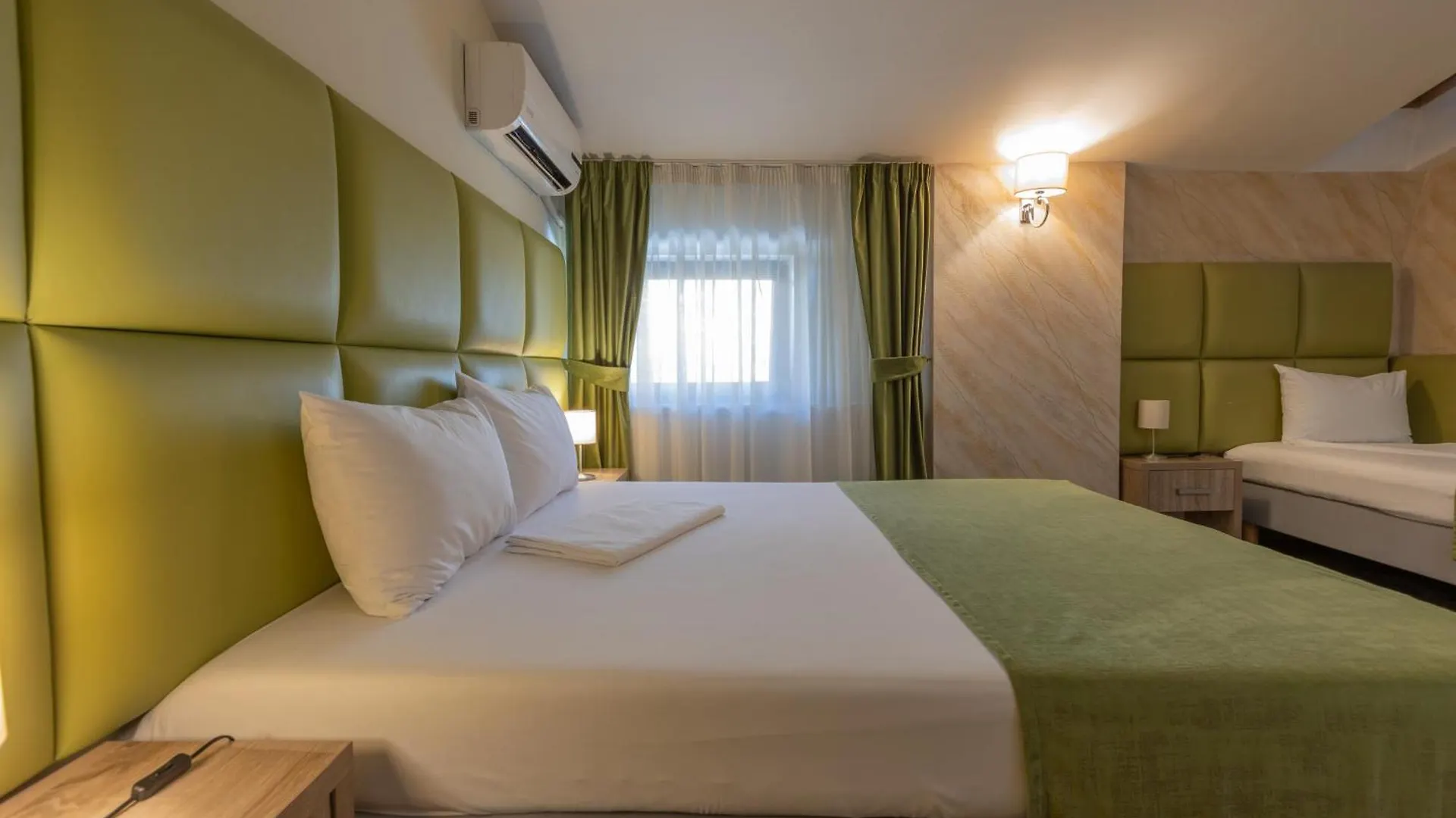 Hotel Corvaris 부쿠레슈티
